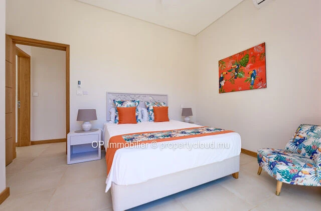 Modern 3-bedroom PDS villa in Grand Baie with private pool and garden