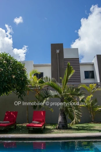 Maison à vendre à Pereybere 4 chambres avec piscine sur 650m²