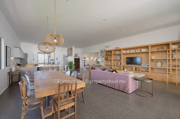 Luxurious Beachfront Penthouse with Stunning Sea Views in Péreybère, Grand Baie - Rs 88M