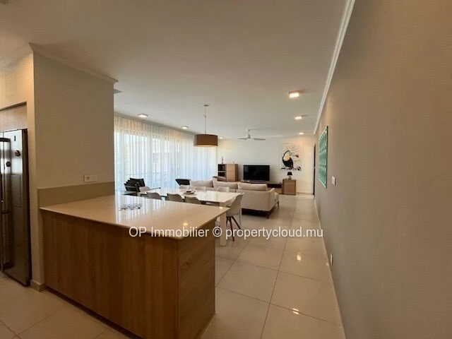 Luxurious Beachfront RES Apartment with Pool in Tamarin, Rivière Noire - Black River Area - Fully Furnished, Close to...