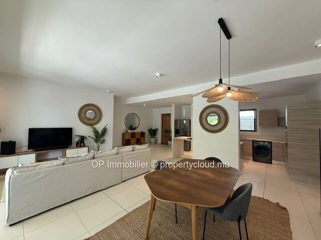 Appartement 3 chambres à vendre à Péreybère avec piscine commune