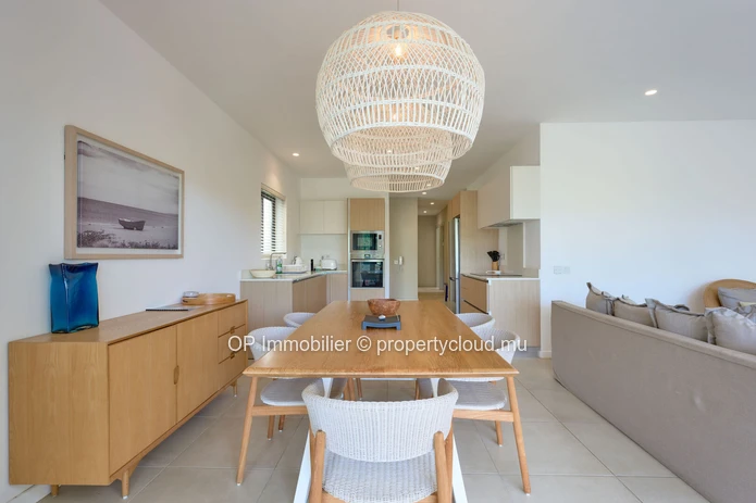 3-bedroom apartment with a pool for sale in Pointe aux Canonniers
