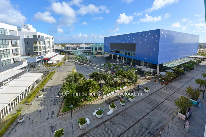 Stylish Apartment with Pool in Grand Baie