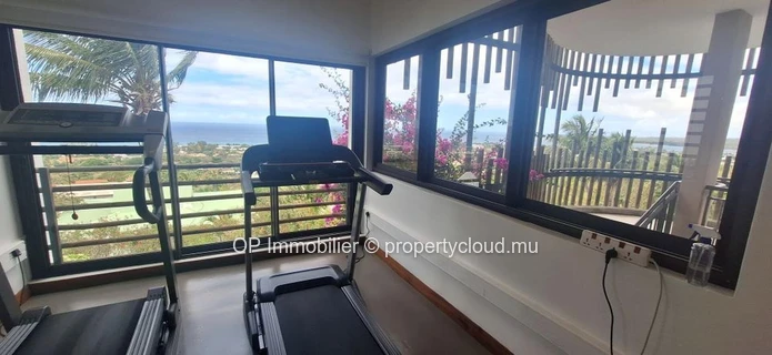 Duplex 3 chambres avec vue mer à vendre à Tamarin, Île Maurice