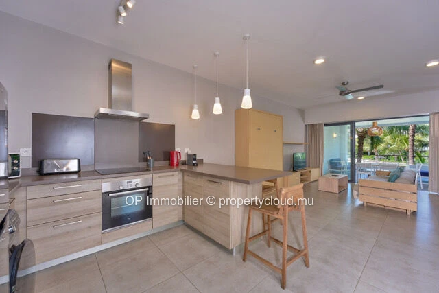 Appartement moderne à Mont Choisy avec piscine à deux pas de la plage de Trou aux Biches