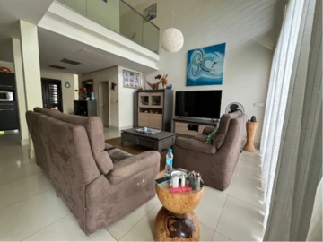 3 Bedroom Townhouse, Duplex