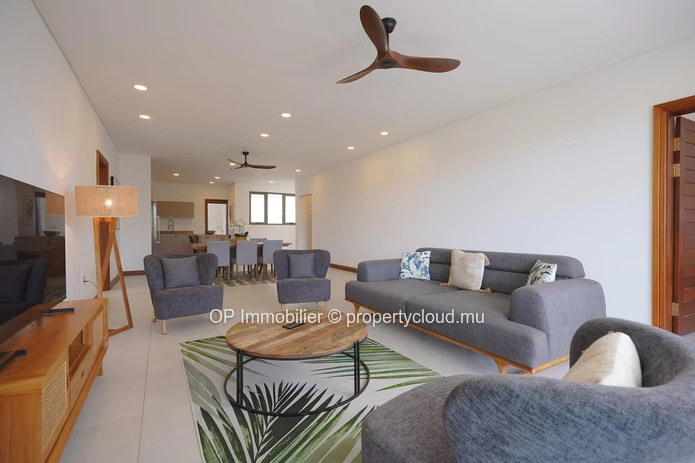 Luxury G+2 Apartment with Pool in Pointe aux Canonniers - Fully Furnished with Garage & Fitness Room, Close to Amenit...