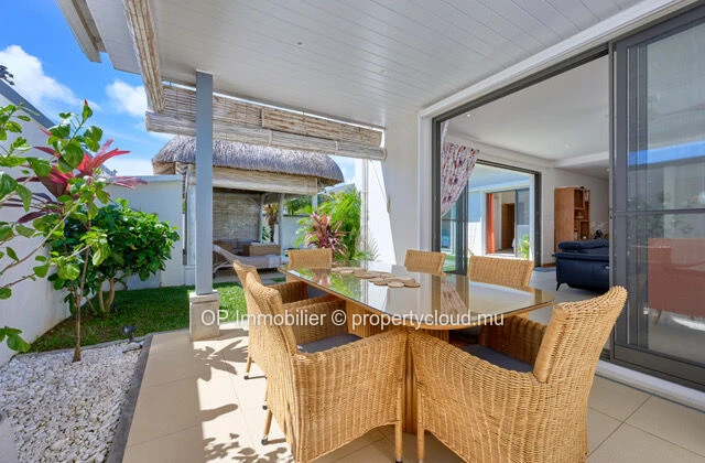 Modern 3-bedroom PDS villa in Grand Baie with private pool and garden