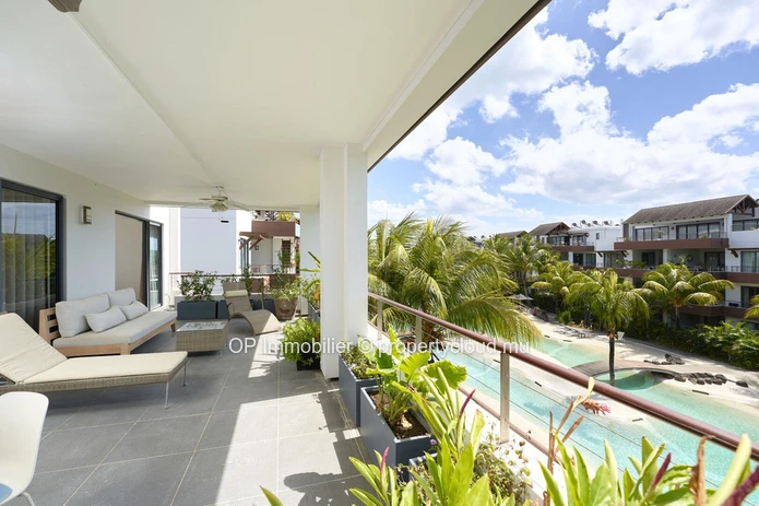 Luxury RES Apartment in Mon Choisy w/ Communal Pool, Fully Furnished, Close to Amenities - Only 530 000 €