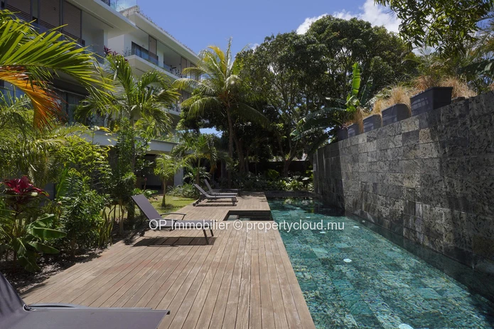 Luxury G+2 Apartment with Pool in Pointe aux Canonniers - Fully Furnished with Garage & Fitness Room, Close to Amenit...