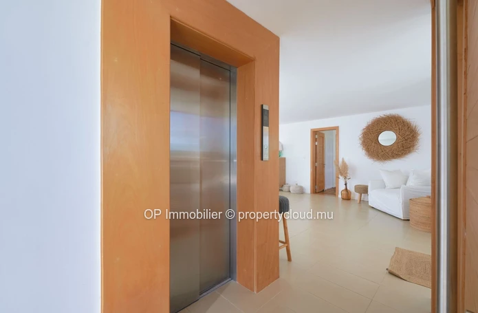 Luxury Penthouse with Stunning Sea Views in Mon Choisy - 3 Bed, 2 Bath, Communal Pool - Fully Furnished & Equipped - ...