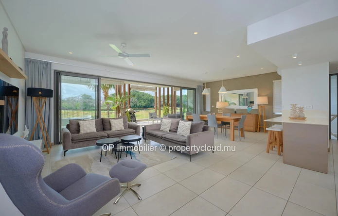 Luxurious PDS Apartment in Mon Choisy