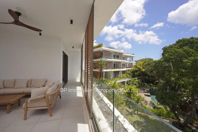 Luxury G+2 Apartment with Pool in Pointe aux Canonniers - Fully Furnished with Garage & Fitness Room, Close to Amenit...