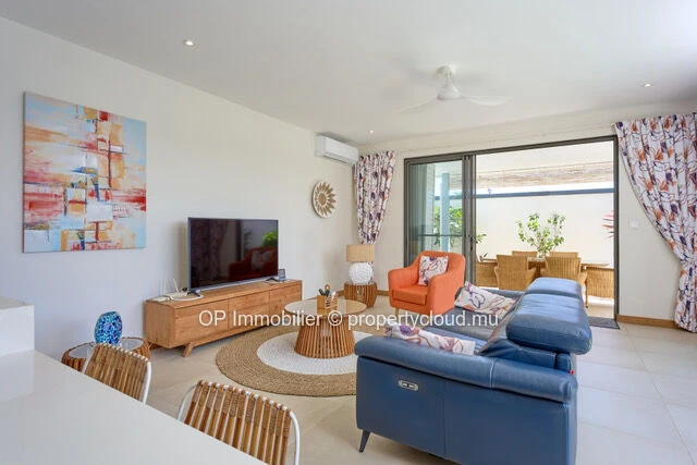 Modern 3-bedroom PDS villa in Grand Baie with private pool and garden