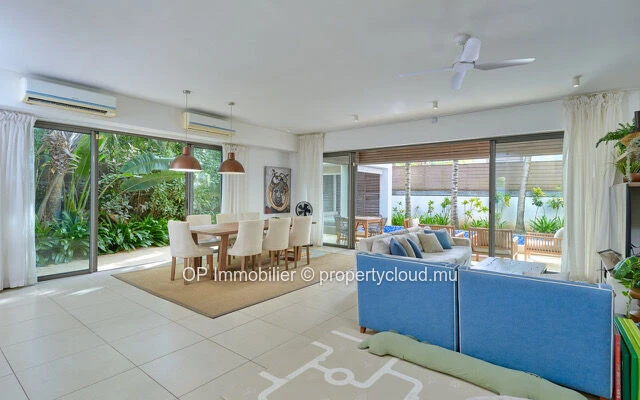 Townhouse RES spacieuse avec piscine privée à deux pas des plages de Péreybère