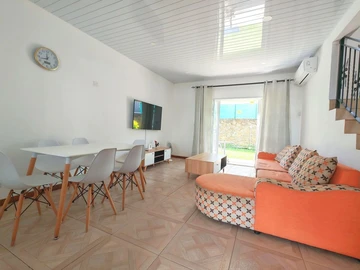3 Bedroom Townhouse, Duplex