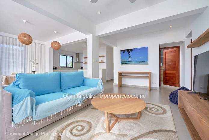 "Stylish Apartment with Communal Pool in Pereybere, Grand Baie - Fully Furnished, Close to Amenities - Only 295k Euros!"