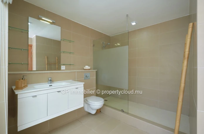 Luxury Penthouse with Stunning Sea Views in Mon Choisy - 3 Bed, 2 Bath, Communal Pool - Fully Furnished & Equipped - ...