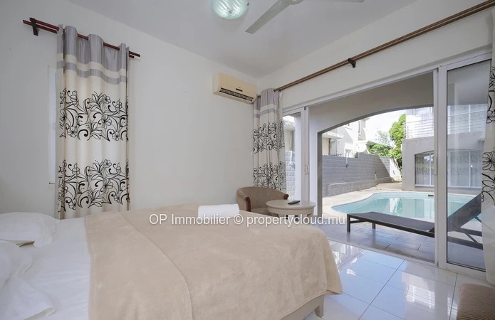 Apartment building for sale