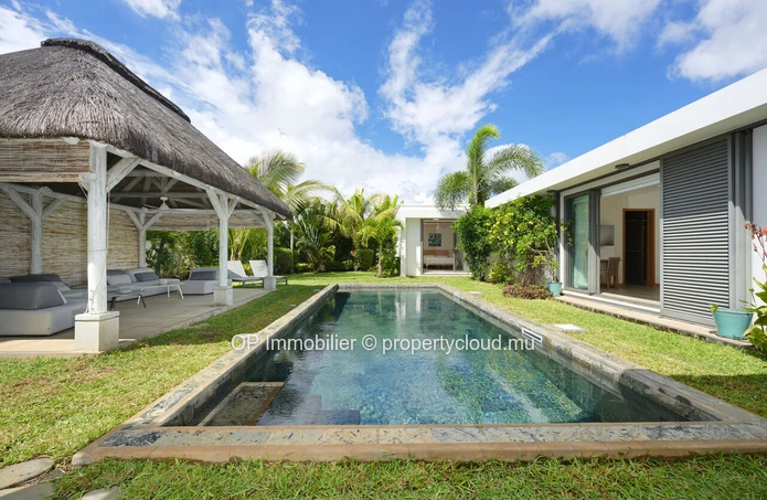 Villa PDS d exception à Grand Baie avec jardin arboré et piscine privée