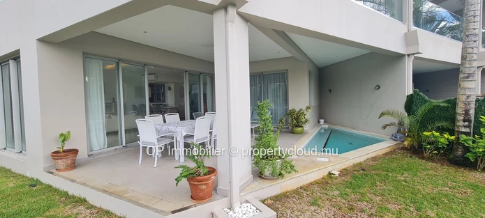 Luxurious Beachfront RES Apartment with Private Pool in Ilot Fortier, Rivière Noire - Black River Area! €720,000