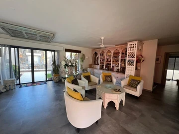 4 Bedroom Villa