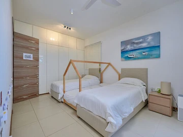 3 Bedroom Townhouse, Duplex