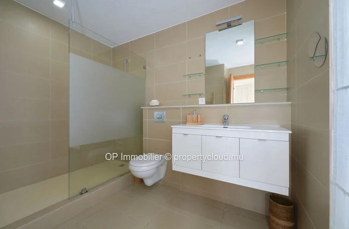 Luxury Penthouse with Stunning Sea Views in Mon Choisy - 3 Bed, 2 Bath, Communal Pool - Fully Furnished & Equipped - ...