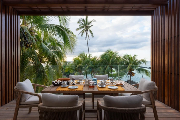Luxury Beachfront Apartment with Pool in Trou aux Biches