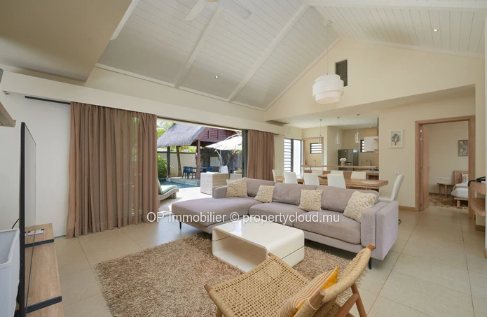 Luxurious RES Villa in Grand Baie with Private Pool and Modern Amenities - Must See! €650,000