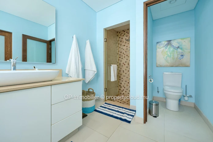 Modern 3-bedroom apartment with private pool in prime Bain Boeuf location near Grand Baie