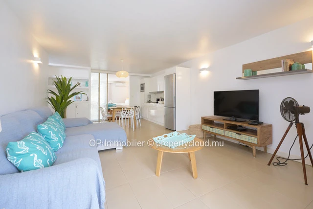 Luxury Apartment with Pool Access in Mon Choisy - 64m² Living Space - Fully Furnished - Sea Access - Prime Location -...