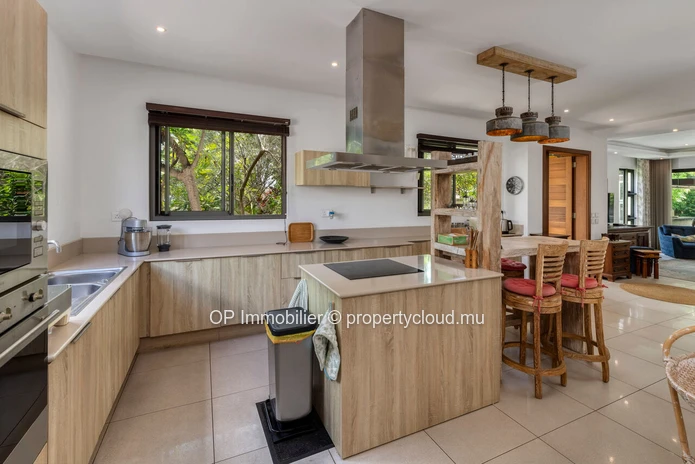 Villa de luxe 3 chambres avec piscine à vendre à Mont Mascal