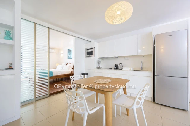 Luxury Apartment with Pool Access in Mon Choisy - 64m² Living Space - Fully Furnished - Sea Access - Prime Location -...