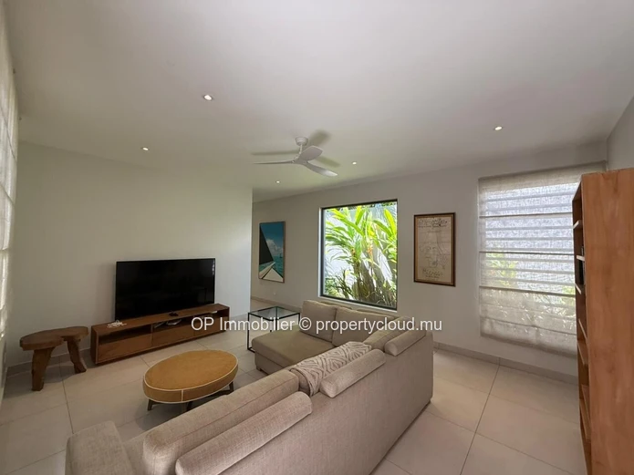 Maison à vendre à Petit Raffray avec 4 chambres et piscine privée sur 671 m²