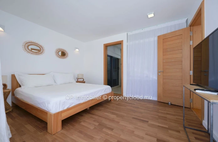 Luxury Penthouse with Stunning Sea Views in Mon Choisy - 3 Bed, 2 Bath, Communal Pool - Fully Furnished & Equipped - ...