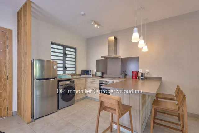 Appartement moderne à Mont Choisy avec piscine à deux pas de la plage de Trou aux Biches