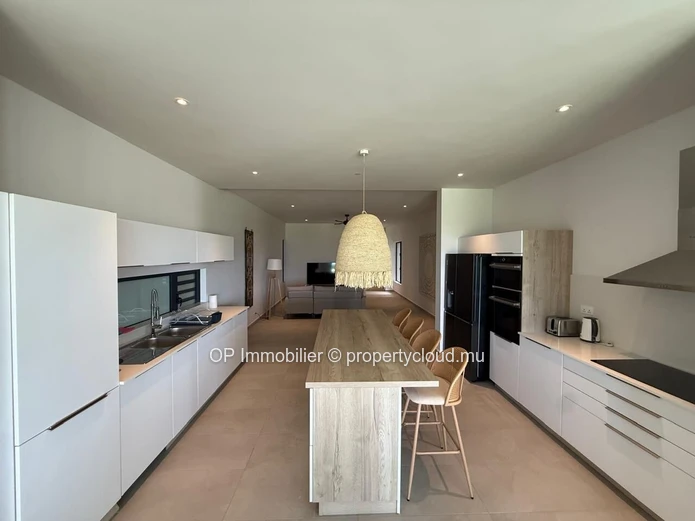 Elegant 3-Bedroom Furnished Apartment with Shared Pool in Prime Belle Vue Harel location