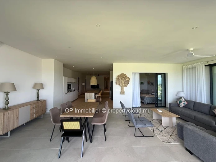Elegant 3-Bedroom Furnished Apartment with Shared Pool in Prime Belle Vue Harel location