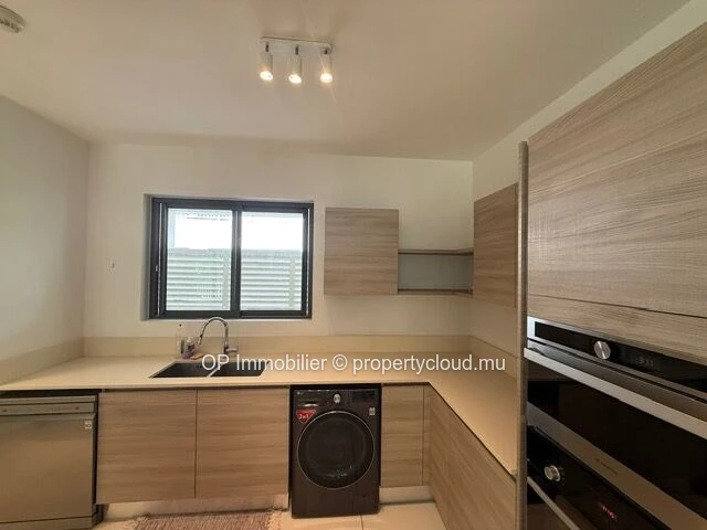 Appartement 3 chambres à vendre à Péreybère avec piscine commune