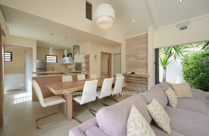 Luxurious RES Villa in Grand Baie with Private Pool and Modern Amenities - Must See! €650,000