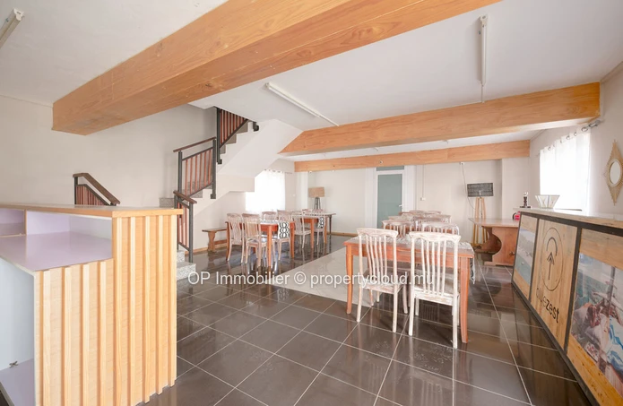 Apartment building for sale