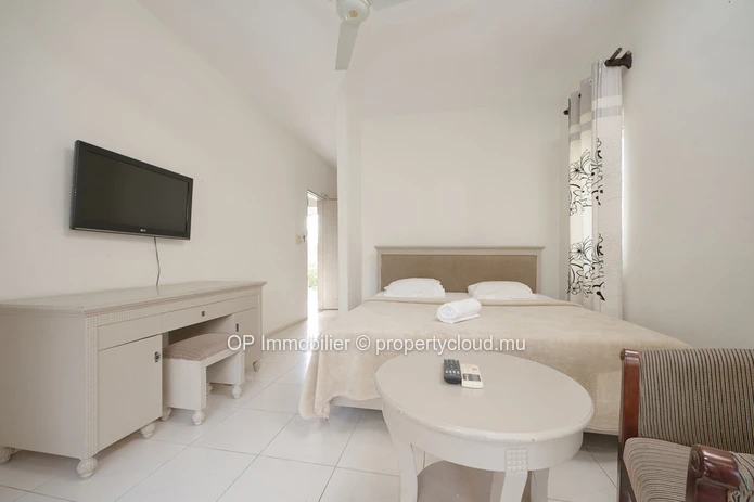 Apartment building for sale
