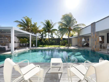 4 Bedroom Villa