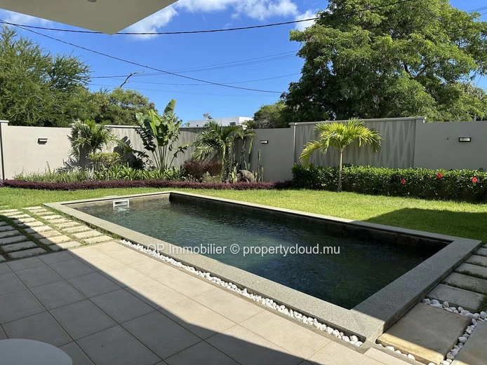 Dream Home in Cap Malheureux with Private Pool - Close to Schools, Shops & More! 151m² Living Space, Rs.