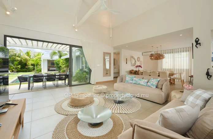 Villa PDS d exception à Grand Baie avec jardin arboré et piscine privée