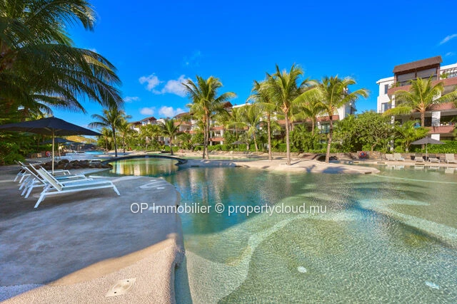 Appartement moderne à Mont Choisy avec piscine à deux pas de la plage de Trou aux Biches