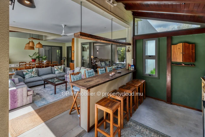 Villa de luxe 3 chambres avec piscine à vendre à Mont Mascal