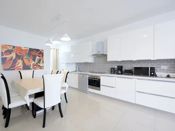 3 Bedroom Apartment