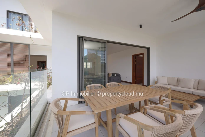 Luxury G+2 Apartment with Pool in Pointe aux Canonniers - Fully Furnished with Garage & Fitness Room, Close to Amenit...